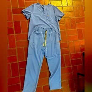 Figs Ceil Blue Technical XL